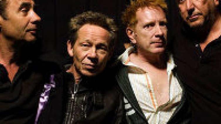 Скандалният документален филм за Sex Pistols с премиера през май