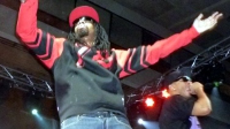 Lil Jon купонясва по български след концерта в София