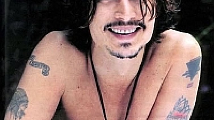 Johnny Depp ще играе Ozzy Osbourne във филм? 