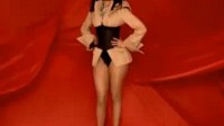 Виж новото видео на Nicki Minaj