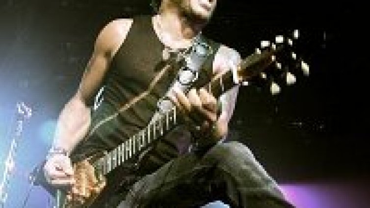 Lenny Kravitz с нов сингъл, гледай го тук