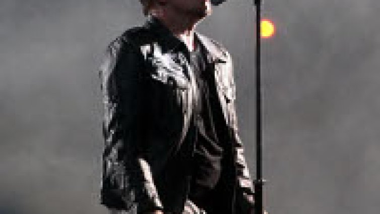 U2 влизат в студио