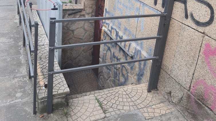 Вашите сигнали: Усвояване на тераси, събаряне на стени, изсичане на дървета