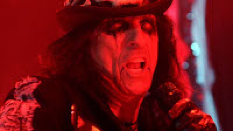 Alice Cooper готви продължение на кошмара