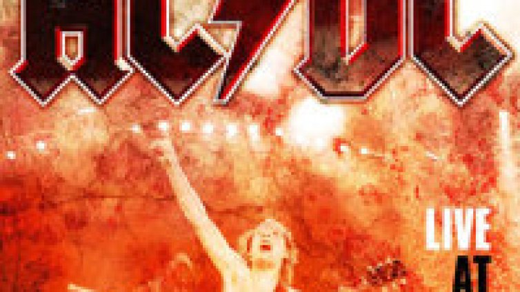 Концертният албум на AC/DC излиза през Май