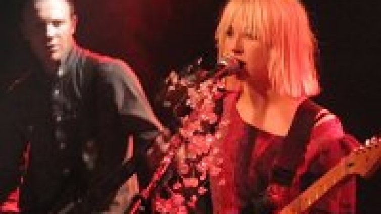 Tриизмерна инди рок лудница в новото видео на Joy Formidable