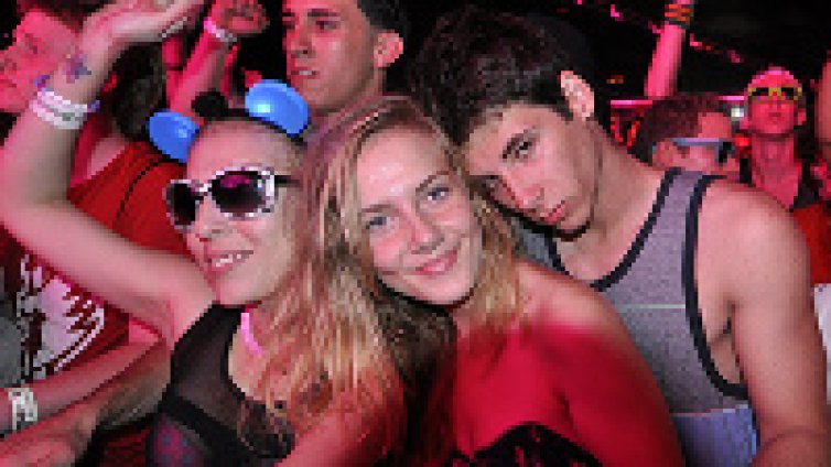 Club Tunes 30 Part 1: Какво слушахме през март