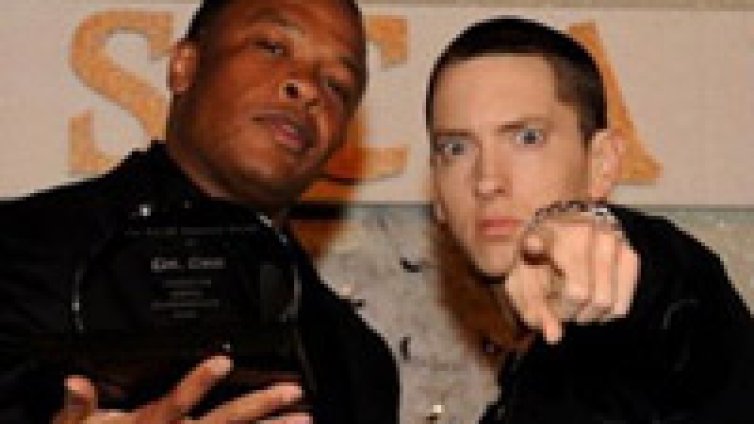 Чуй новото общо парче на Dr.Dre и Eminem 