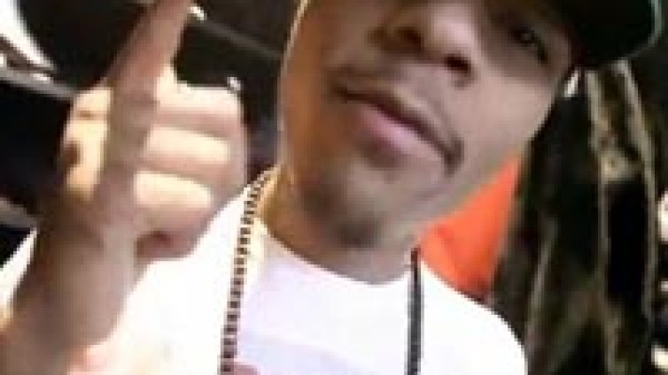 Новото видео на рапърът Bow Wow
