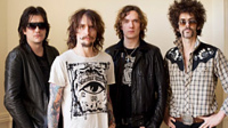 The Darkness с нов албум и световно турне