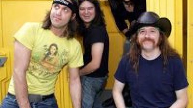 Supagroup с лятно хард рок предложение