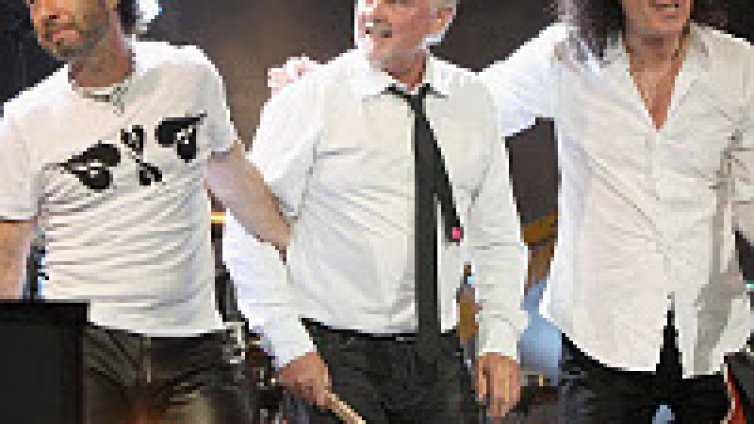 Направи видеоклип на парче на Queen