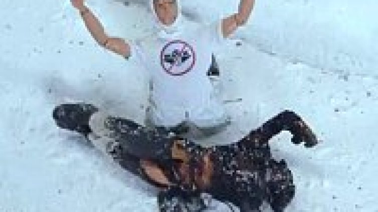 Йети спасява Beastie Boys в новия им клип