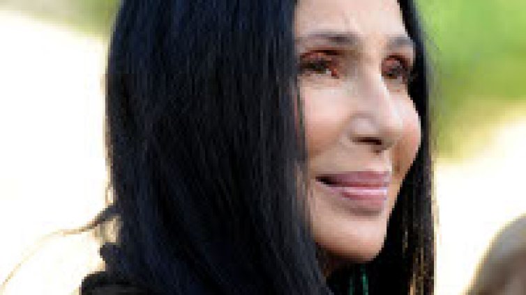 Шер: През септември излиза дуета ми с Лейди Гага