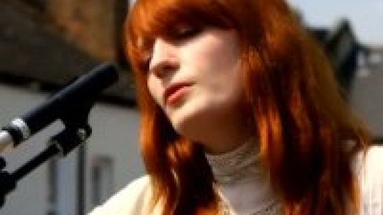 Гледай новото видео на Florence & the Machine