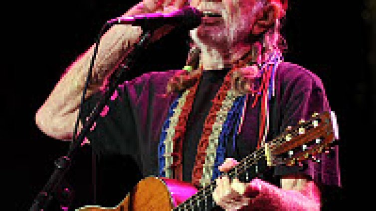 Willie Nelson с кавър на класика на Coldplay