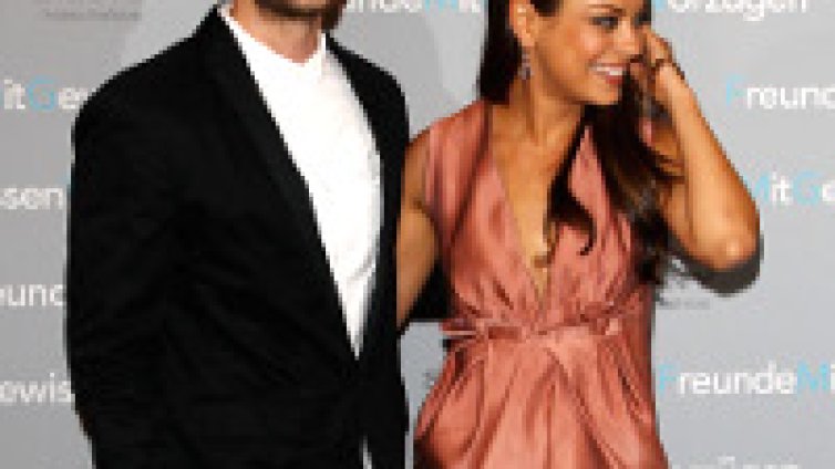 Фенове се молят на Джъстин Тимбърлейк да издаде нов албум (видео)