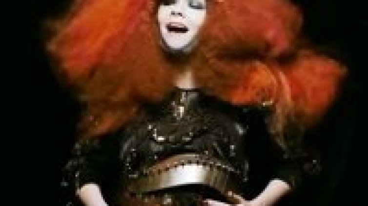 Bjork с втори клип от Biophilia