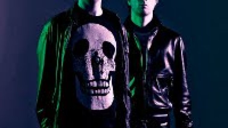 Nero с ново психопатско видео към Crush On You