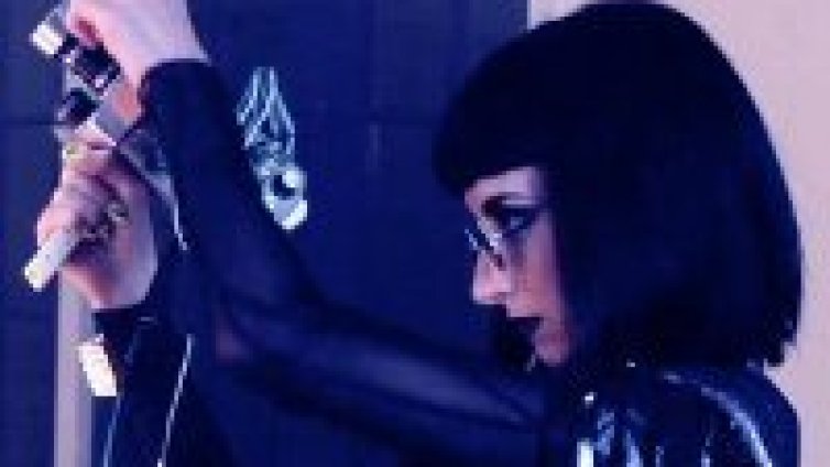 Новозеландката Zowie със страхотно ново парче