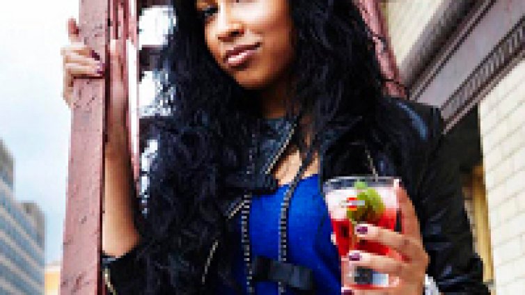 Melanie Fiona със страхотна ар ен би балада (видео)