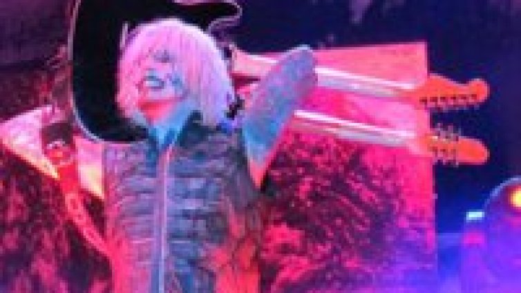 John 5 с парче от новия албум - Welcome to Violence