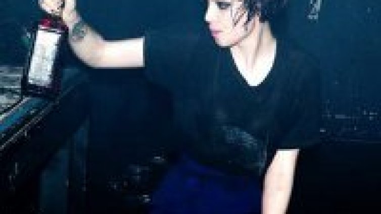 Предложение на месеца: Crystal Castles – Not In Love