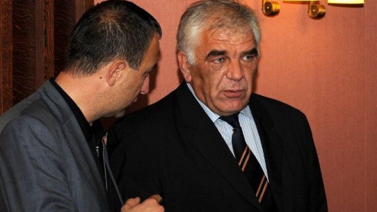 Танов обещал на премиера да топи контрабандата на цигари