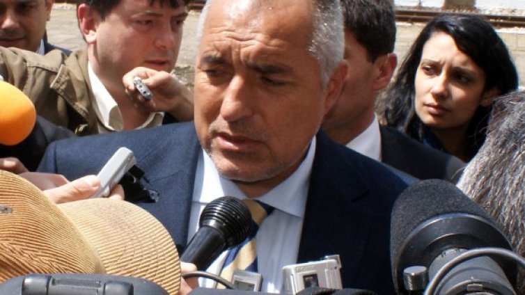 Протестиращи стресираха Борисов. А и той се оплете