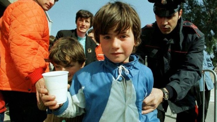 Край на продажбата на енергийни напитки за децата