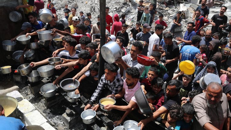 Газа ще получи още 90 камиона с хуманитарна помощ