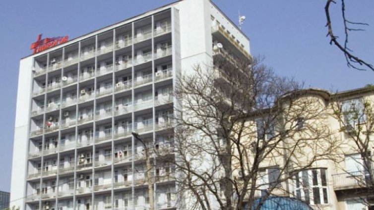 80 души се контузиха от заледени улици и тротоари 