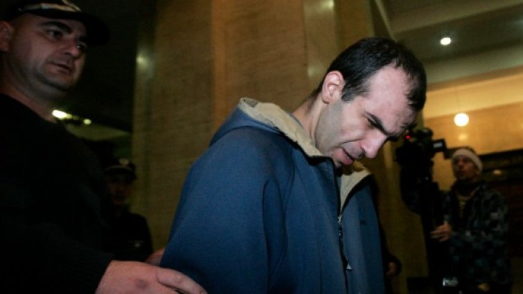 Съдът остави последния подпалвач в ареста