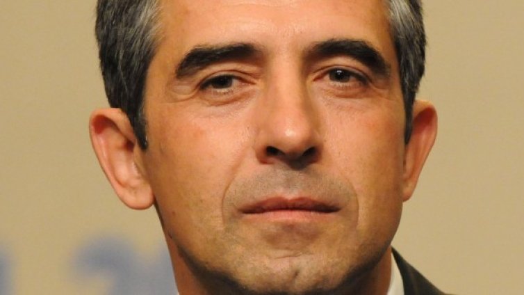 Плевнелиев и Попова се заклеха в Народното събрание