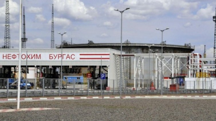 "Лукойл" си върна лиценза за данъчен склад