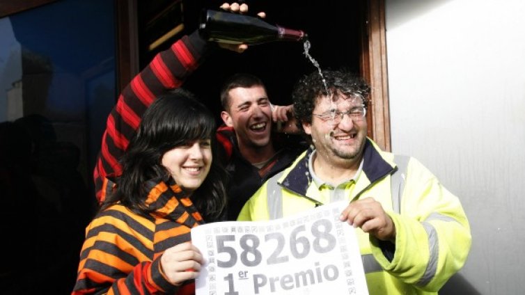 Как се живее със 100 милиона евро