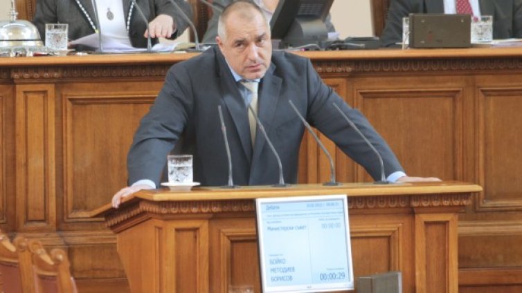 Борисов и Костов на нож в НС. Спорят за данъците 