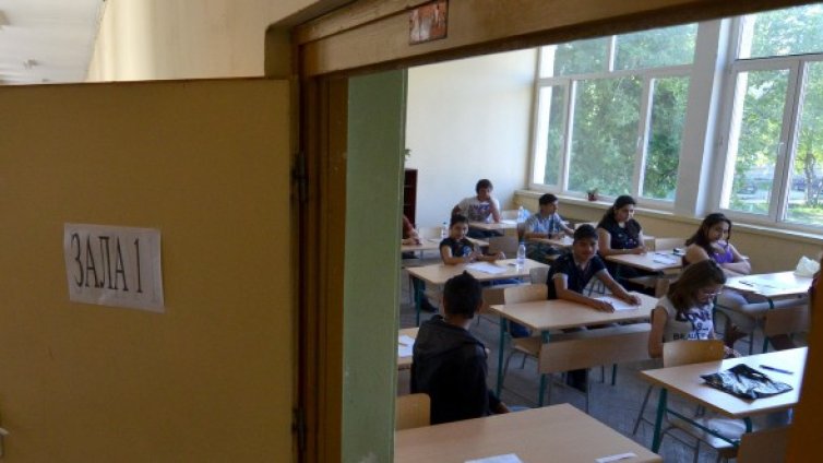 Гонят от училище за 2 месеца отсъствия без причина