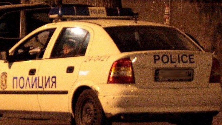 Футболни фенове пребиха 22-годишен мъж в Пловдив