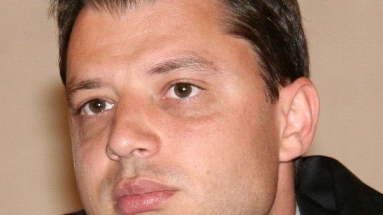 Делян Добрев &ndash; един министър на 33 години 