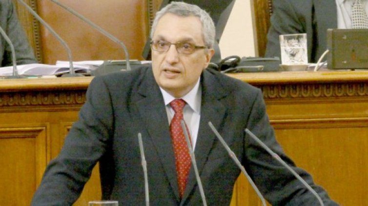 Костов: И с новия здравен министър реформите няма да тръгнат
