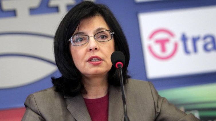 Кунева: Не чакам плячка! 