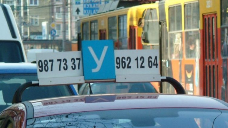 С до 15% скача цената на шофьорските курсове