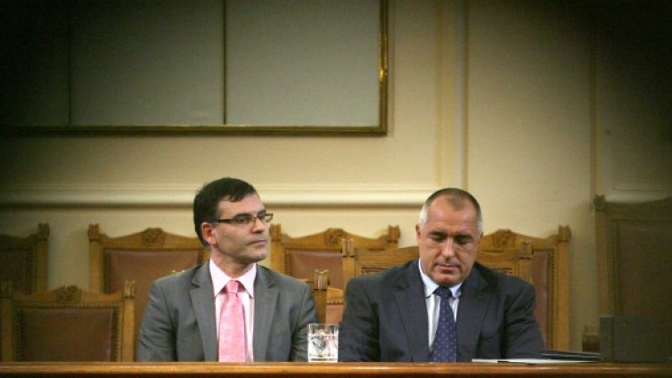 За силнотоковите Дянков и Цветанов и за слабите ангели на Бойко