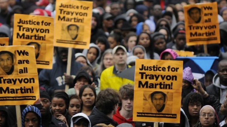 Хиляди в САЩ протестираха след убийството на чернокож 