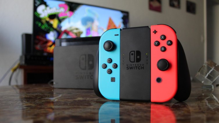 11-годишен уби баща си, защото му взел Nintendo Switch-а