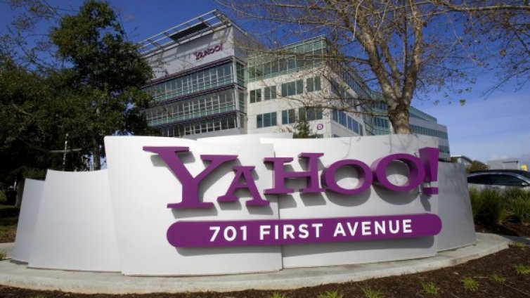 Yahoo реже 14% от персонала