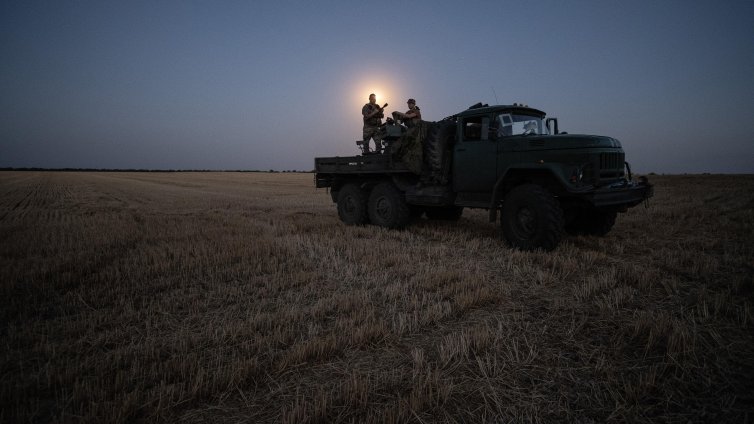 Иран и Русия започват военноморски учения