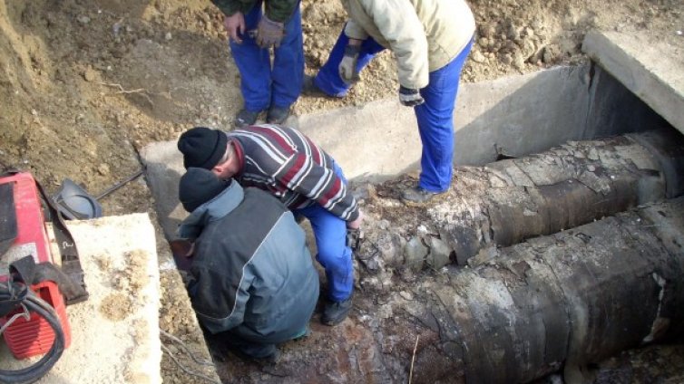 Авария остави голяма част от София без топло