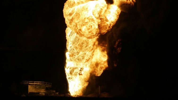 Един загинал при експлозия в норвежки завод